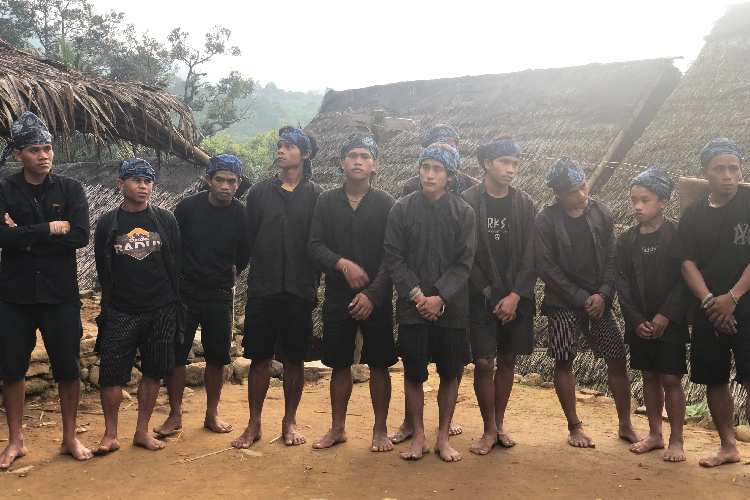 Potret-suku-Baduy.jpg