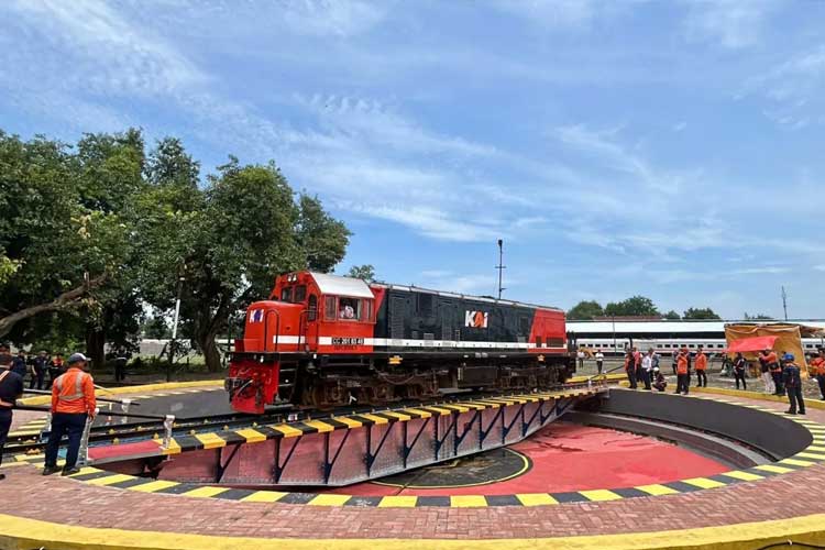 Jembatan Putar di Stasiun Bangil kembali Difungsikan, Perjalanan KA Lebih Efisien