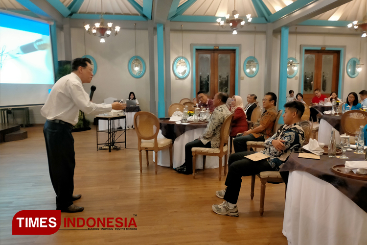 Seminar AMA Malang:  Haryo Ardito, Pemimpin Modern Harus Selalu Berada di Perkembangan Jaman