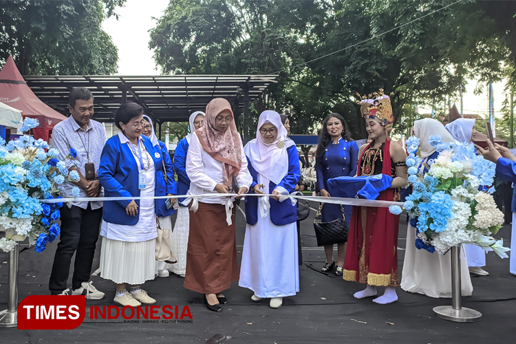 Workshop hingga Bazar UMKM Meriahkan Ulang Tahun Setengah Abad IWAPI Banyuwangi