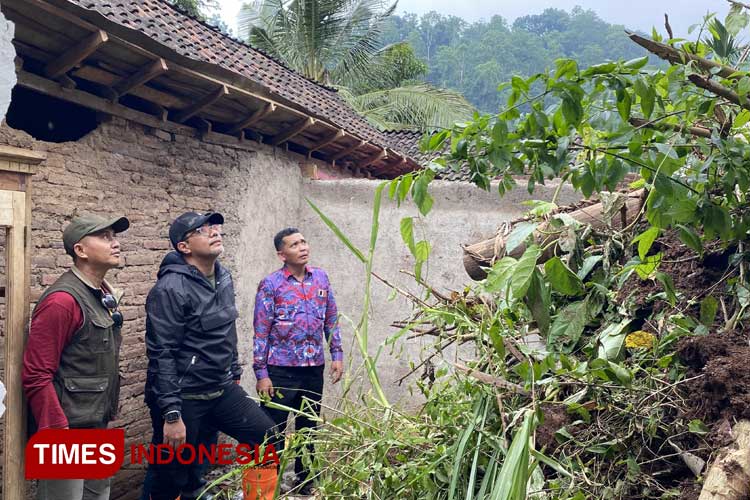 Dua Hari Blusukan, Gus Haris Temui Warga Terdampak Banjir Hingga Pelosok Desa