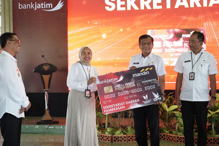 Dukung Cashless, Bank Jatim Bersama Pemkab Pamekasan Luncurkan KKI