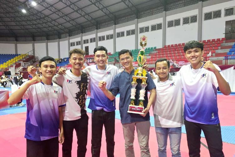 F1 Club Taekwondo Malang Juara Umum Dua Kategori Festival di Kejuaraan Bela Negara 2025