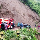 Longsor Beberapa Titik di Poncokusumo Malang, Evakuasi Jalur Dilanjutkan Besok