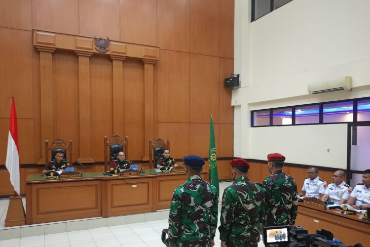 Tiga Anggota TNI AL Didakwa dalam Kasus Penadahan dan Pembunuhan Berencana Bos Rental Mobil