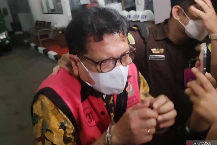 Zarof Ricar, Eks Pejabat MA Terdakwa Kasus Ronald Tannur Disebut Terima Gratifikasi 51 Kg Emas