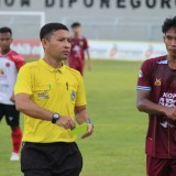 Pelatih Persewangi Cium Dugaan Kecurangan Wasit di Laga Kontra Sang Maestro FC