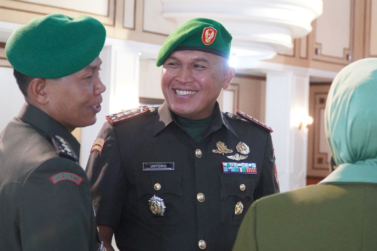 Pangdam-V-Brawijaya-Mayjen-TNI-Rudy-Saladin-c.jpg