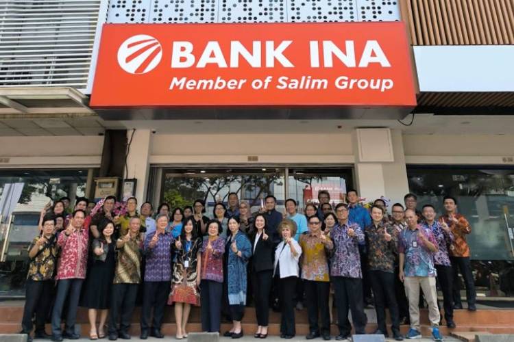 Peresmian kantor cabang pembantu (KCP) PT Bank Ina Perdana Tbk (BINA) di kawasan Bumi Serpong Damai (BSD), Tangerang Selatan, Banten, Minggu (13/10/2024). (Foto: dok Bank INA)
