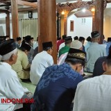 Malam Nisfu Sya'ban, Ribuan Jemaah Padati Masjid Tegalsari Ponorogo