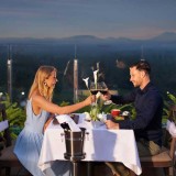 Rayakan Valentine Dinner Romantis di Rooftop Lounge Kokoon Hotel Banyuwangi