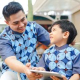 Mengapa Busana Couple Ayah-Anak dari FADSAN Jadi Tren di Kalangan Keluarga Muda?