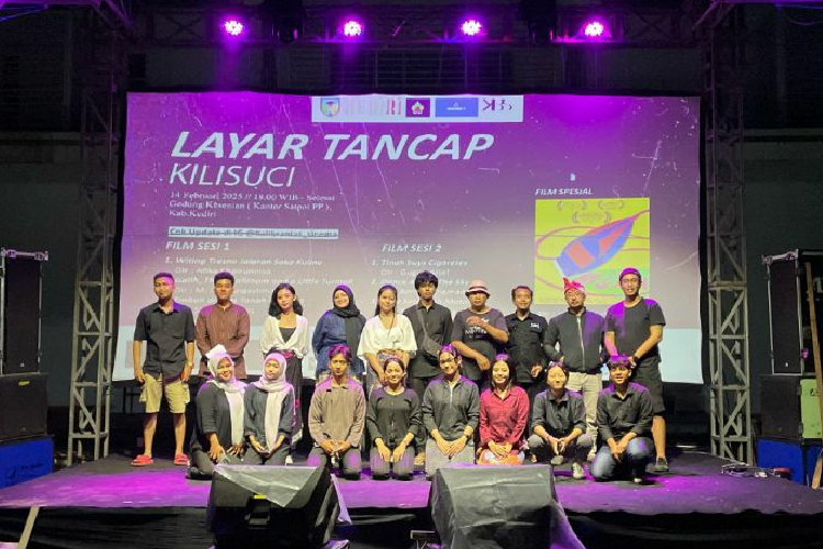 Layar-Tancap-Kilisuci-b.jpg