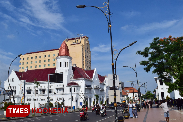 Landmark-Kota-Surabaya-c.jpg