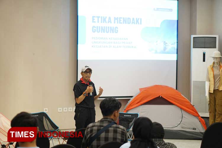 Bersama EIGER, Abah Bongkeng Berbagi Kisah Pendakian Gunung pada Komunitas Kota Malang