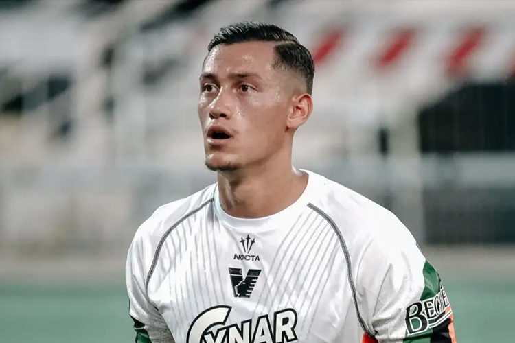 Jay Idzes, Bek Indonesia yang Makin Matang di Serie A