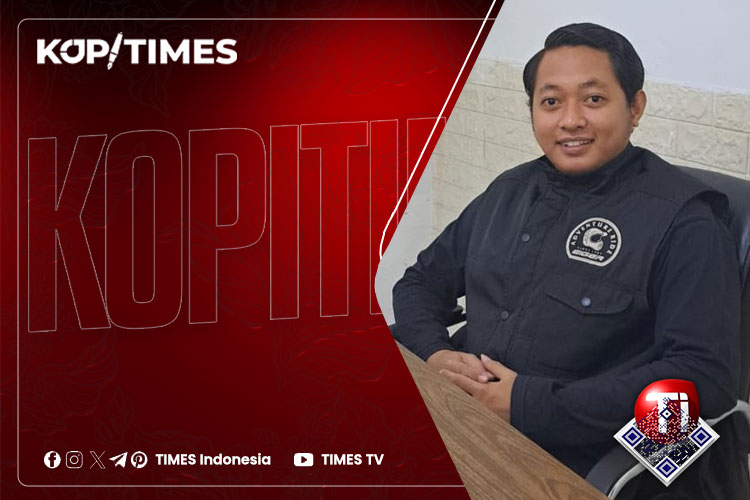 Moh. Mudhoffar Abdul Hadi, Penulis lepas.