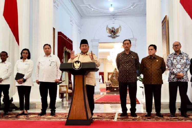 Presiden Prabowo Wajibkan Devisa SDA Disimpan di Bank Nasional