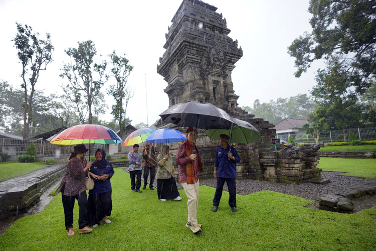 Candi-Tumpang-1.jpg