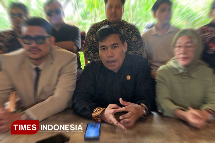 Advokat Senior dan Aktivis MMS: Kebun Binatang Bandung Aset Bangsa