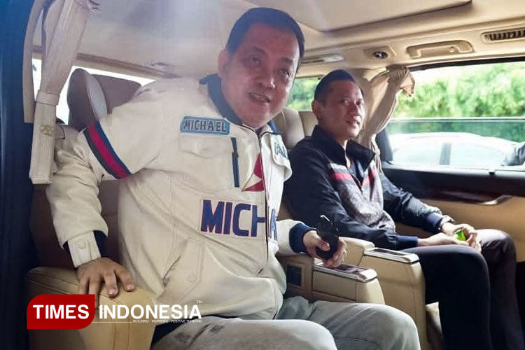 Ketua DPC Partai Demokrat Banyuwangi, Michael Edy Hariyanto, SH, MH dan Ketua Umum Partai Demokrat, Agus Harimurti Yudhoyono (AHY). (Foto : Dokumentasi TIMES Indonesia)