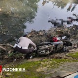 Motor Nyungsep ke Sungai Depan SPBU Ploso Pacitan, Pengemudi Meninggal di TKP