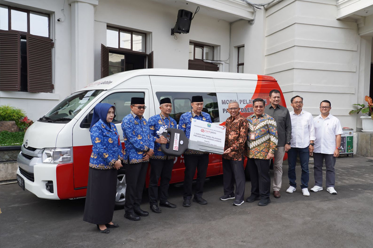 Bank Jatim Dukung Aksesibilitas Pelayanan Pajak Serta Percantik Alun-alun dan Taman