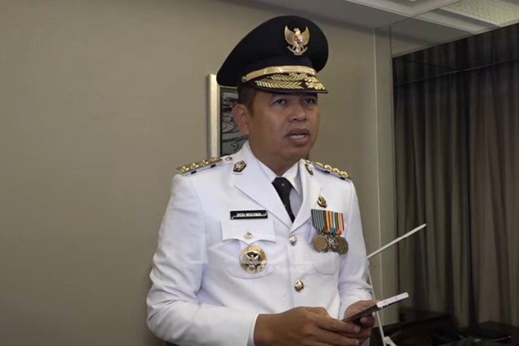 Presiden Prabowo Resmi Lantik Dedi Mulyadi-Erwan Setiawan Sebagai Gubernur dan Wagub Jabar