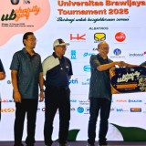 IKA UB Serahkan Bantuan Rp1 Miliar untuk Dana Abadi UB dari Charity Golf 2025