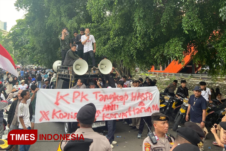 Didemo Mahasiswa, KPK Didesak Tuntaskan Kasus Hasto dan Harun Masiku