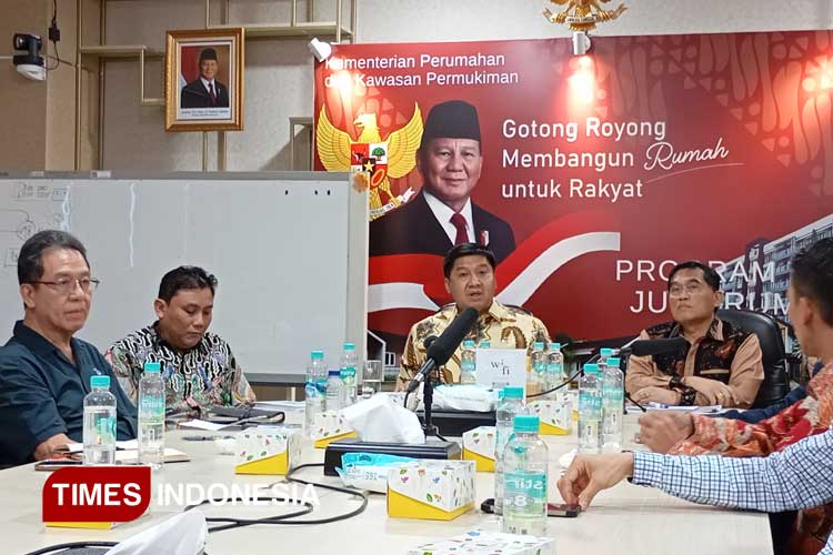 Menteri-2.jpg