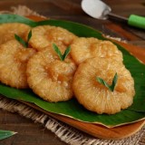 Jajanan Pasar Kue Cucur yang Jadi Simbol Kemakmuran