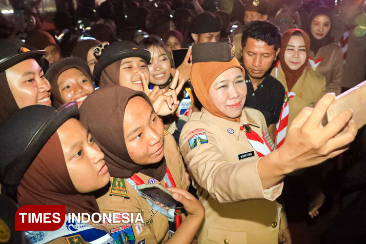 Hari Kepanduan Sedunia, Gubernur Khofifah Ajak Pramuka Lebih Produktif dan Kontributif