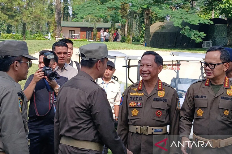 Mendagri Tito: Kepala Daerah Dilatih Soal Kepemimpinan ala Akademi Militer, Bukan Militerisme