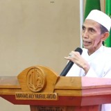 Tak Cukup Kemampuan Ilmiah, KH Zuhri Sebut Hal Penting Lain di Tengah Masyarakat