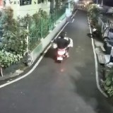 Komplotan Maling di Kota Malang Terekam CCTV Mencuri Ratusan Butir Telur