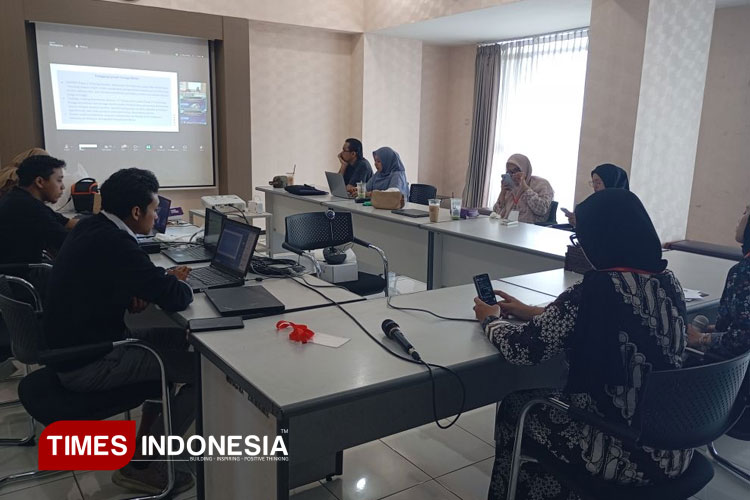 Seminar-Internasional-3.jpg