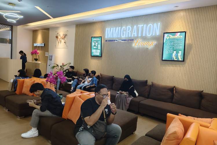 Tak Perlu Cuti! Urus Paspor di Immigration Lounge Ciputra World Bisa Sabtu - Minggu