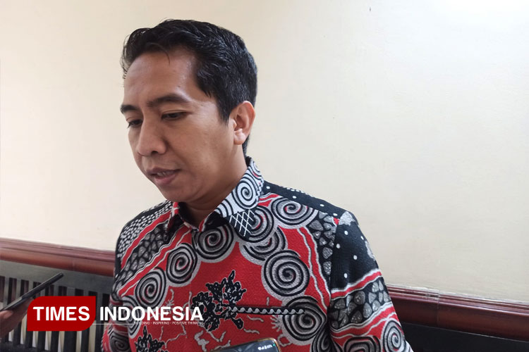 Ketua Komisi C DPRD Surabaya, Eri Irawan. (FOTO: Siti Nur Faizah/TIMES Indonesia)