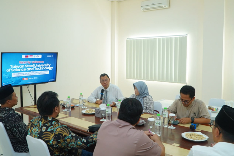 FGD Unuja Probolinggo dan TSUST Taiwan di Ruang  Rapat Gedung Rektorat Unuja Probolinggo (Foto: Humas Unuja)