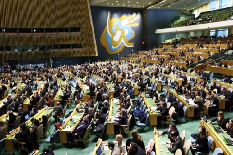 Majelis Umum Perserikatan Bangsa-Bangsa saat melakuka pertemuan untuk sesi khusus di markas besar PBB. (FOTO: Arab News/AFP via Getty Images)