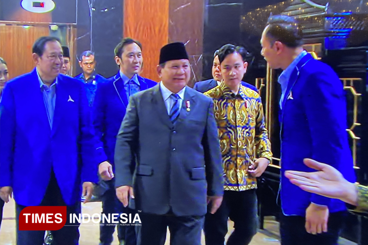 Presiden Prabowo Subianto saat menghadiri penutupan Kongres VI Partai Demokrat di Ritz-Carlton, Jakarta Selatan, Selasa (25/2/2025).   (FOTO: Farid Abdullah/ TIMES Indonesia).