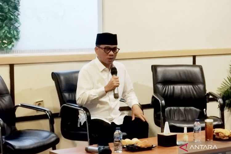 Menteri Desa dan Pembangunan Daerah Tertinggal Yandri Susanto saat konferensi pers di Jakarta, Rabu (26/2/2025). (FOTO: ANTARA/Bagus Ahmad Rizaldi)