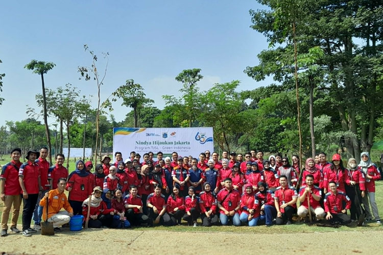 Tanam 100 Pohon, Nindya Karya Bersama LMI Hijaukan Taman Sundai