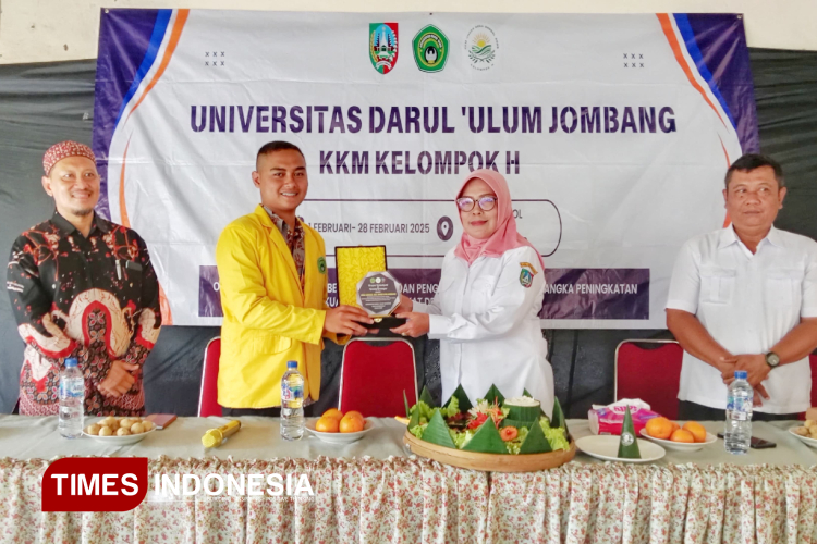 Mahasiswa Undar Jombang Inisiasi Desa Melek Digital