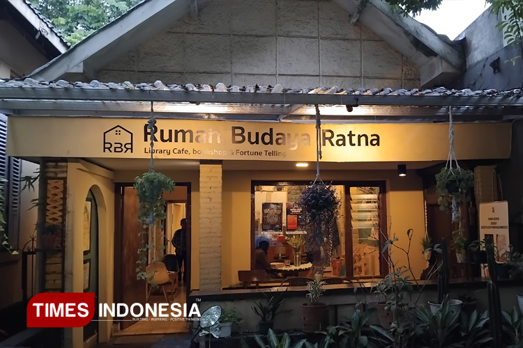 Rumah Budaya Ratna, Kafe sekaligus Ruang Literasi dan Seni bagi Siapa Saja