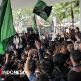 Gagal Masuk Gedung DPRD Kota Malang, Ratusan Pendemo Terima Janji Tandatangan 11 Tuntutan