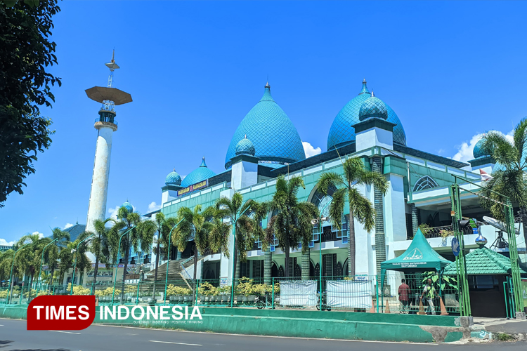 Masjid Agung Baiturrahman, Banyuwangi. (FOTO : Ikromil Aufa/TIMES Indonesia)