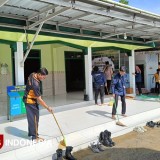 Polres Pacitan Sambut Ramadan 2025 dengan Bersih-bersih Masjid hingga Baksos