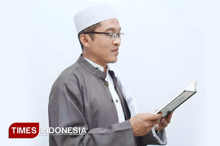 Dr. TGH. Lalu Muchsin Efendy, LC.,MA, pengasuh Ponpes Al-Hikmah Pemenang, KLU. (Foto : dok.pribadi untuk TIMES Indonesia)